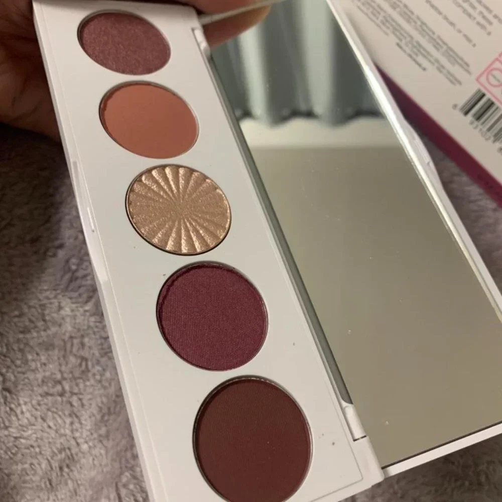 New! Ofra Signature Palette - Symphony